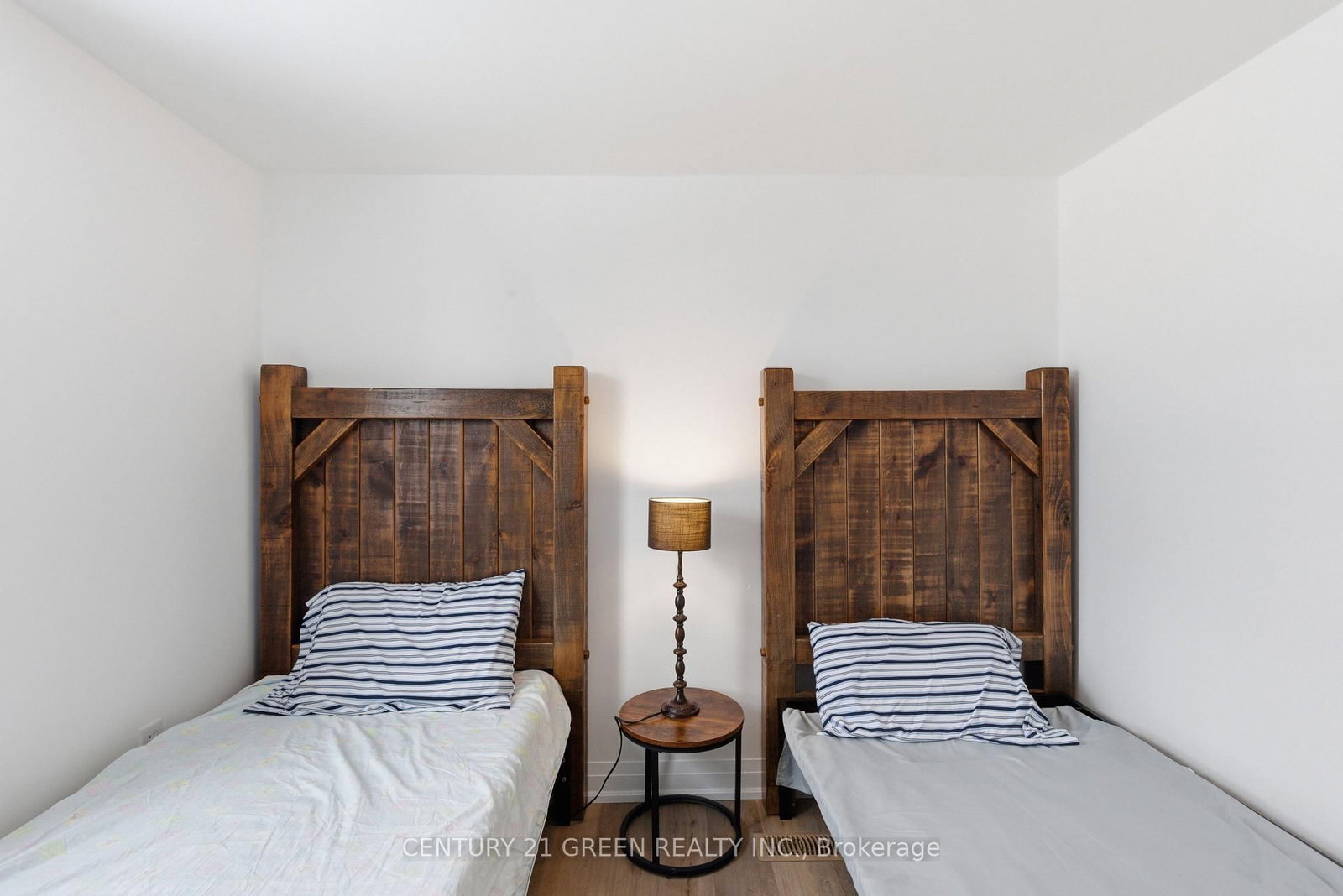 135 Village Street • Bancroft, ON photo 14