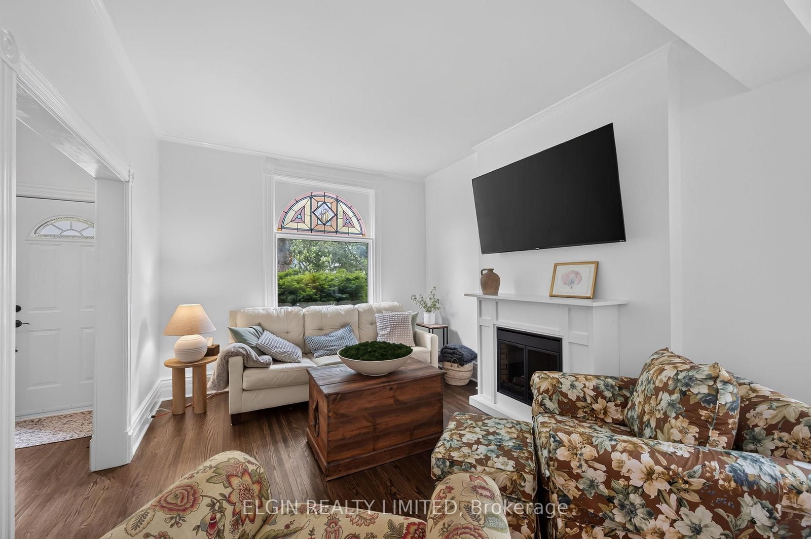 25 Locust Street • St. Thomas, ON photo 2
