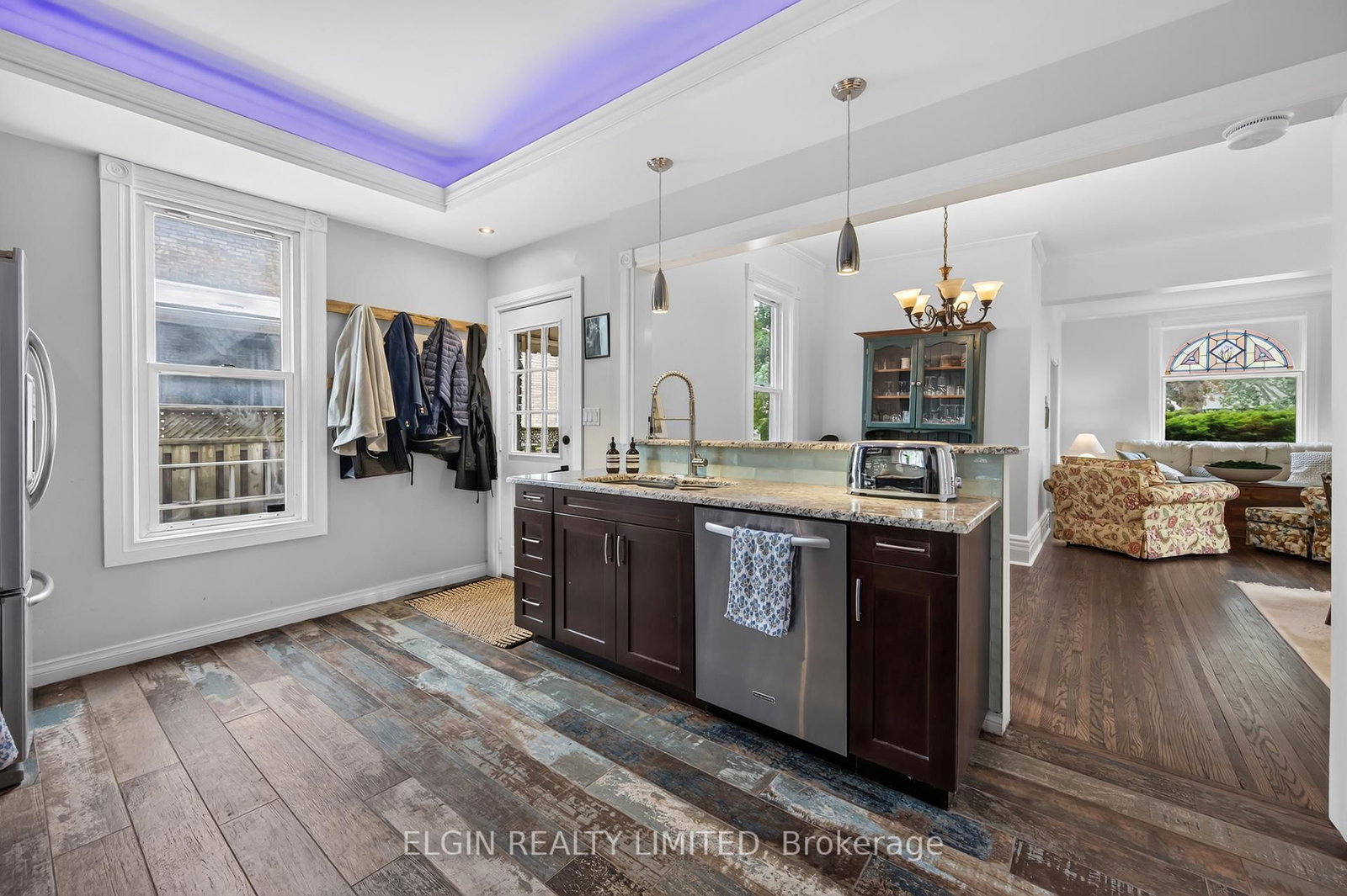 25 Locust Street • St. Thomas, ON photo 7