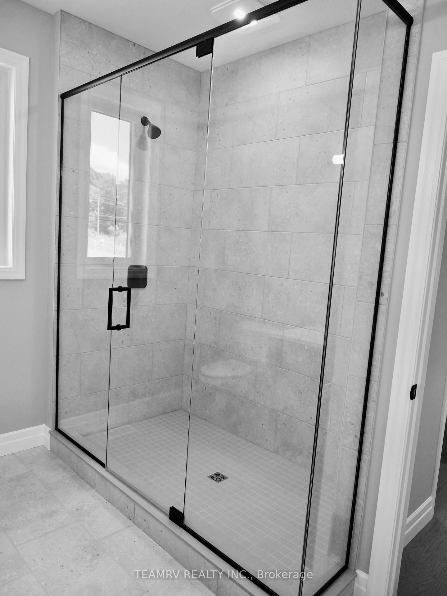 17 DARROW Drive • Tillsonburg, ON photo 20