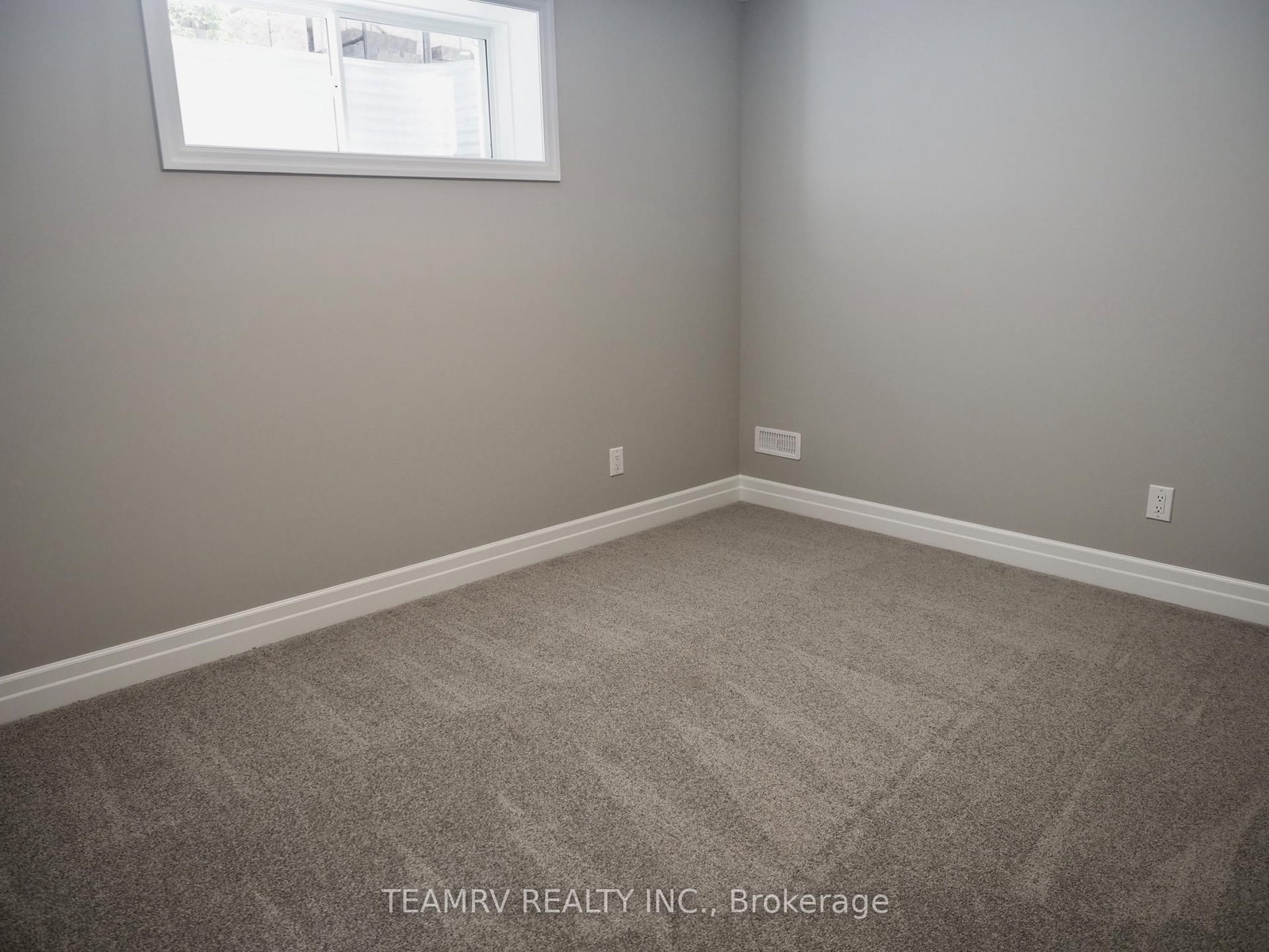 17 DARROW Drive • Tillsonburg, ON photo 23