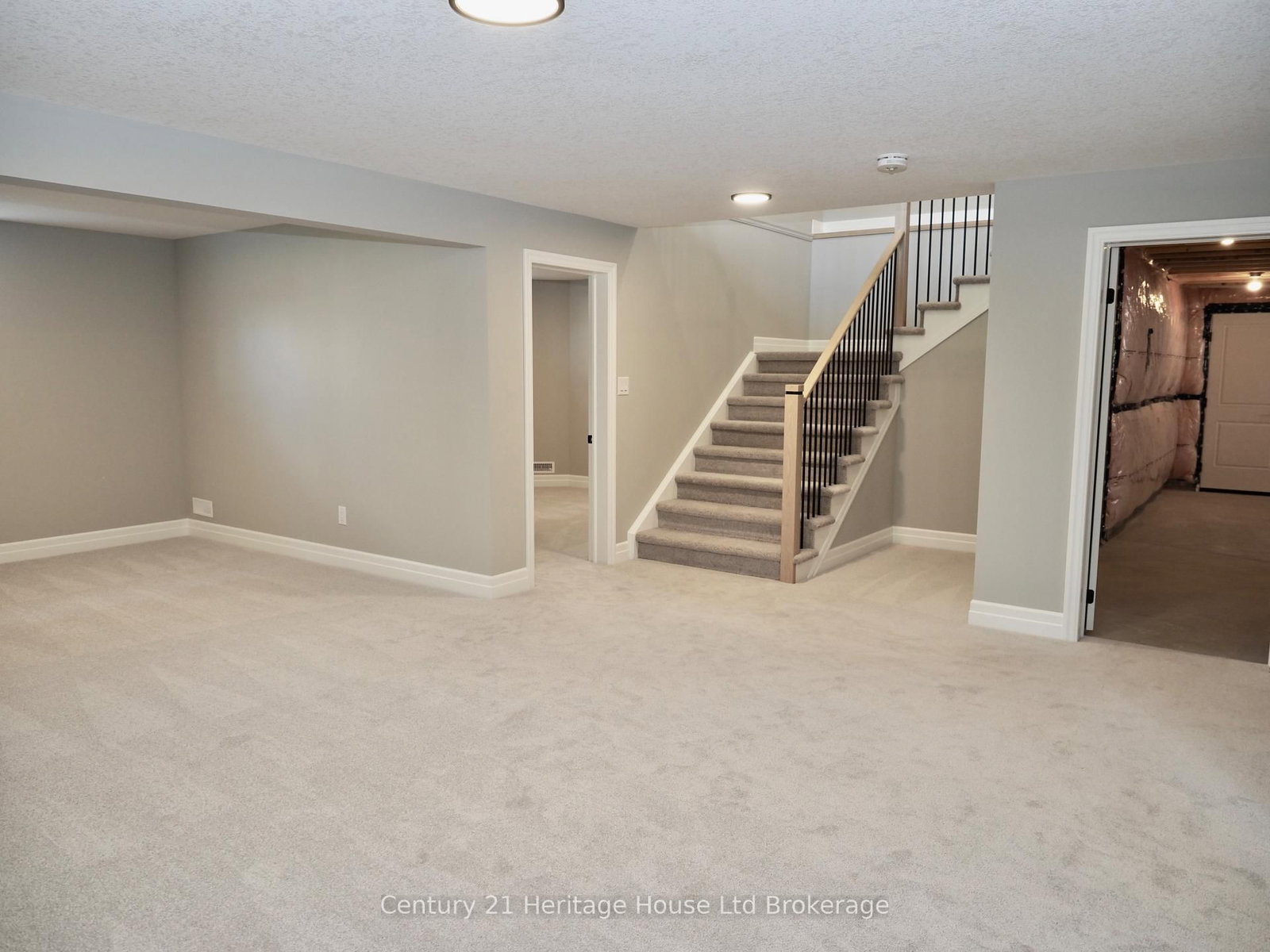 28 Sycamore Drive • Tillsonburg, ON photo 15