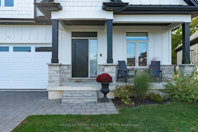 41 Compass Trail