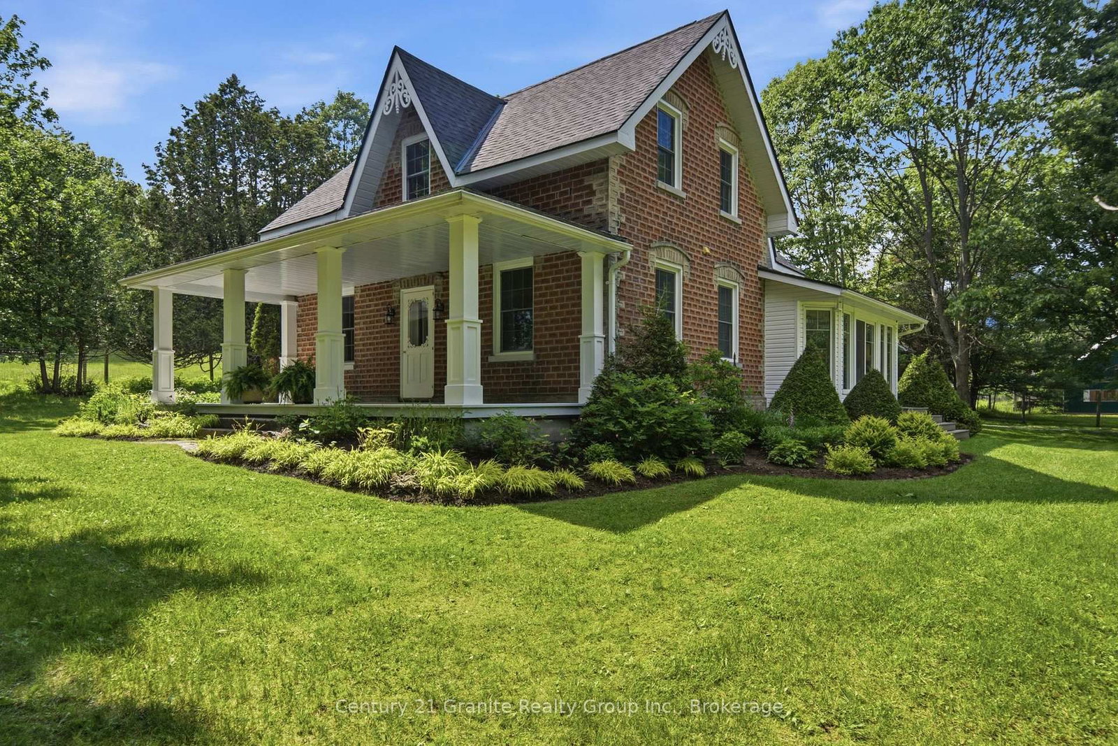 1515 North Shore Road • Algonquin Highlands, ON photo 4