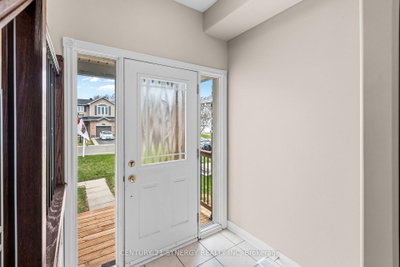 207 Stiver Street — photo 5