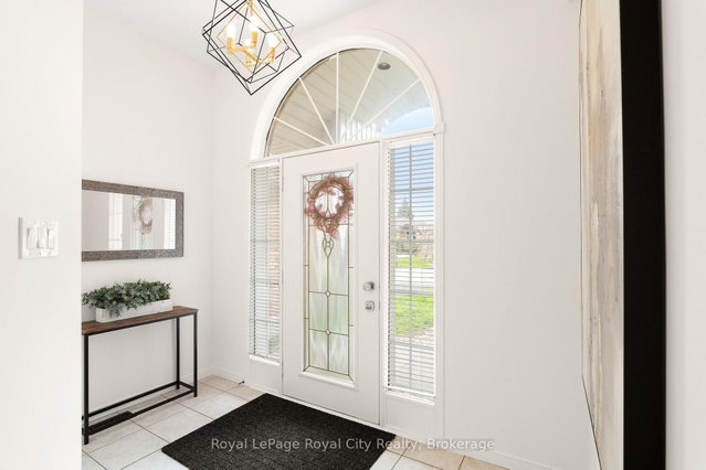 131 Swift Crescent
