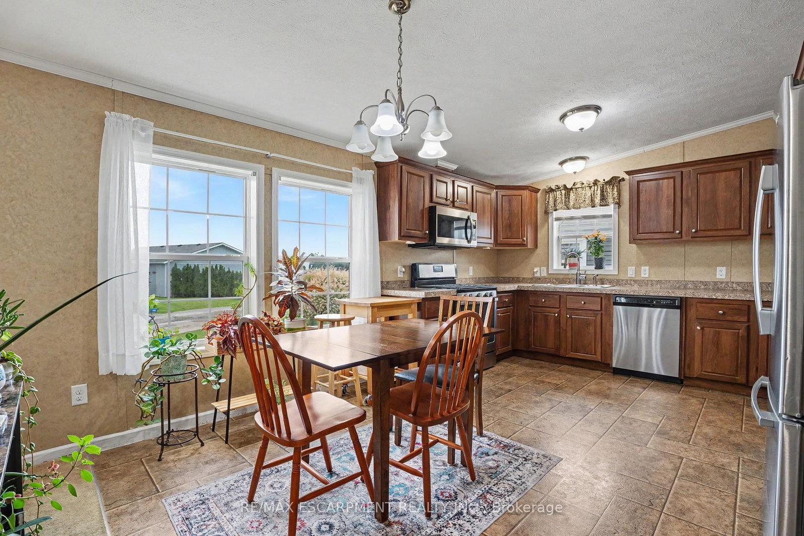 4 Hickory Hollow • Haldimand, ON photo 12