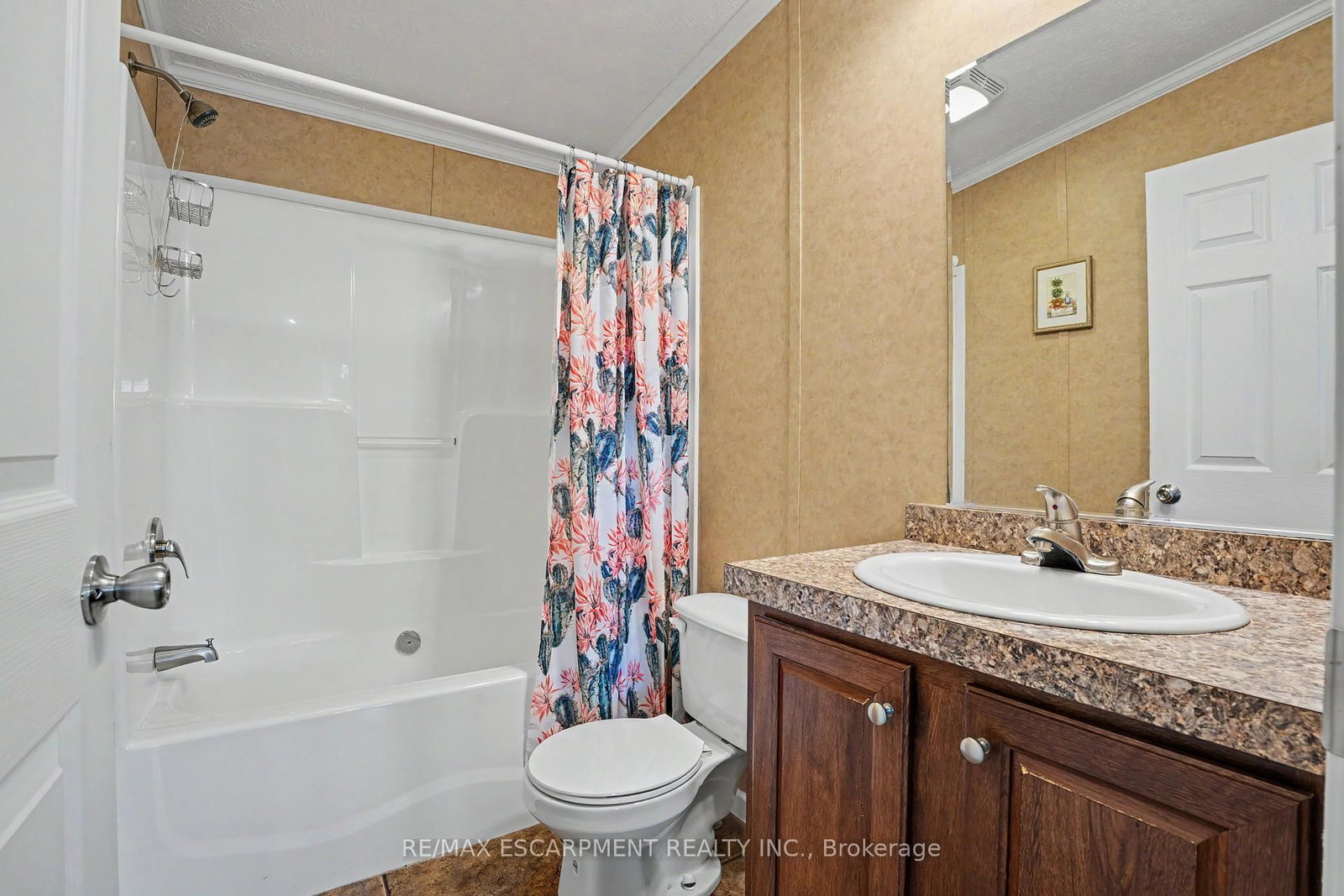 4 Hickory Hollow • Haldimand, ON photo 23