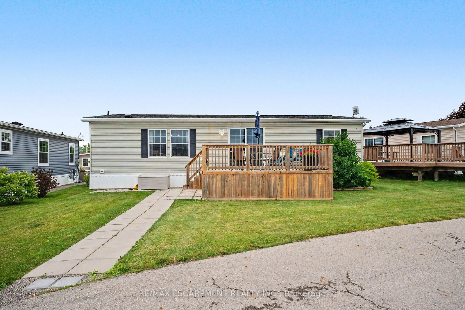 4 Hickory Hollow • Haldimand, ON photo 26