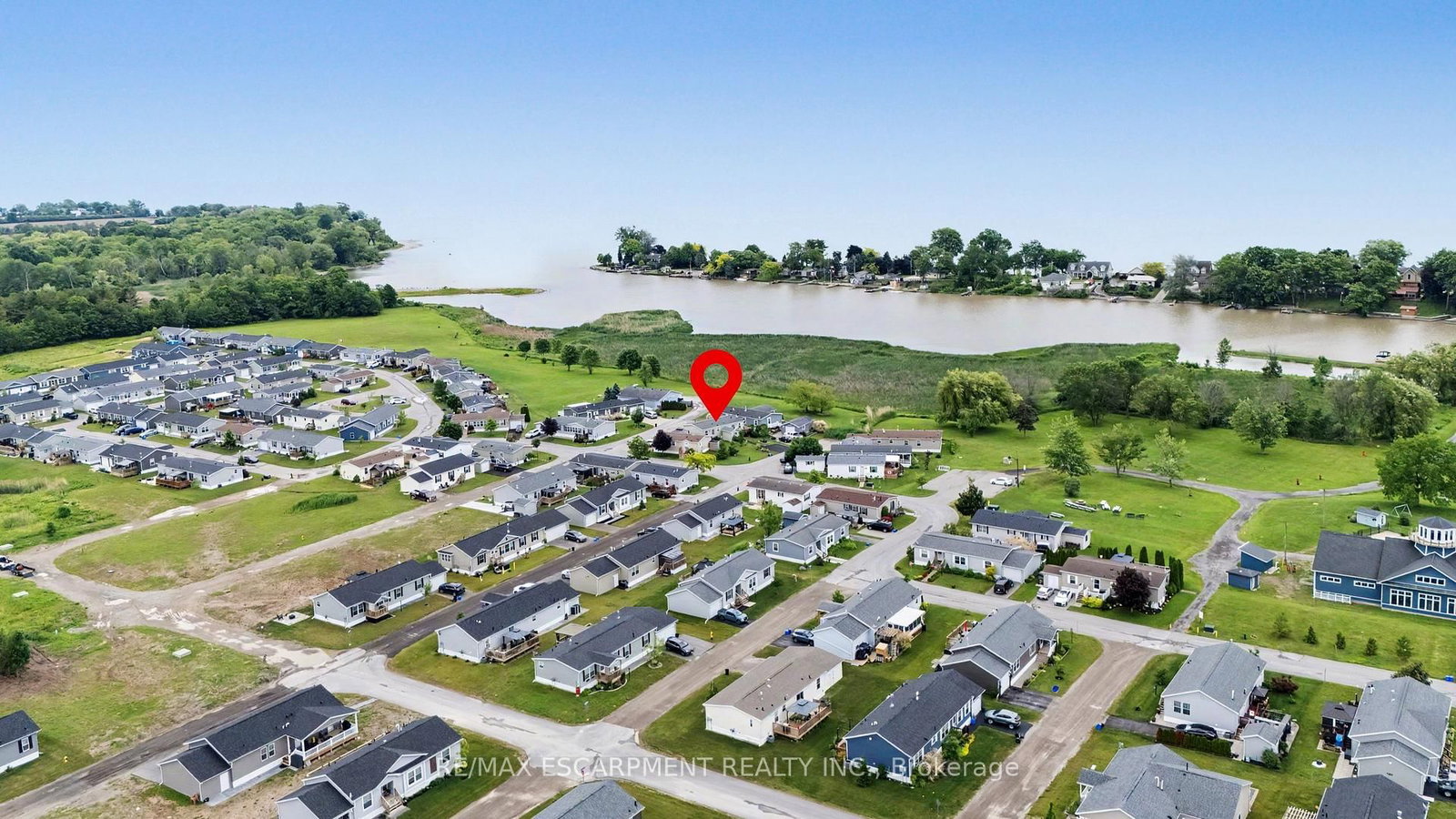 4 Hickory Hollow • Haldimand, ON photo 38