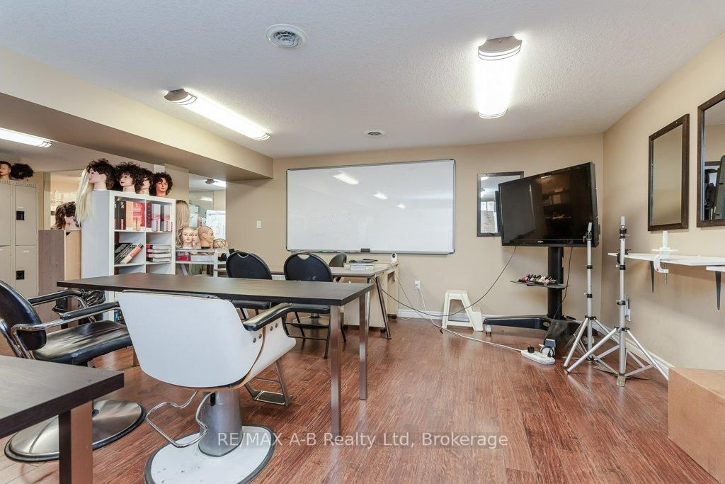 4 MC FARLANE Street - Photo 39