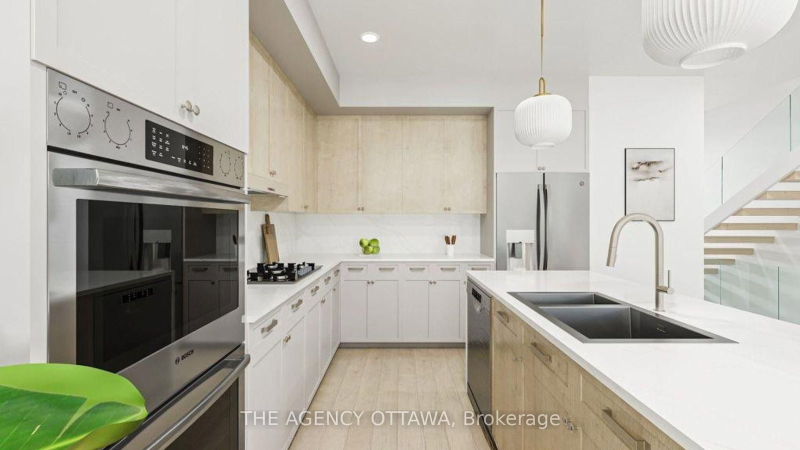 525 Adventure Private • Ottawa, ON photo 6