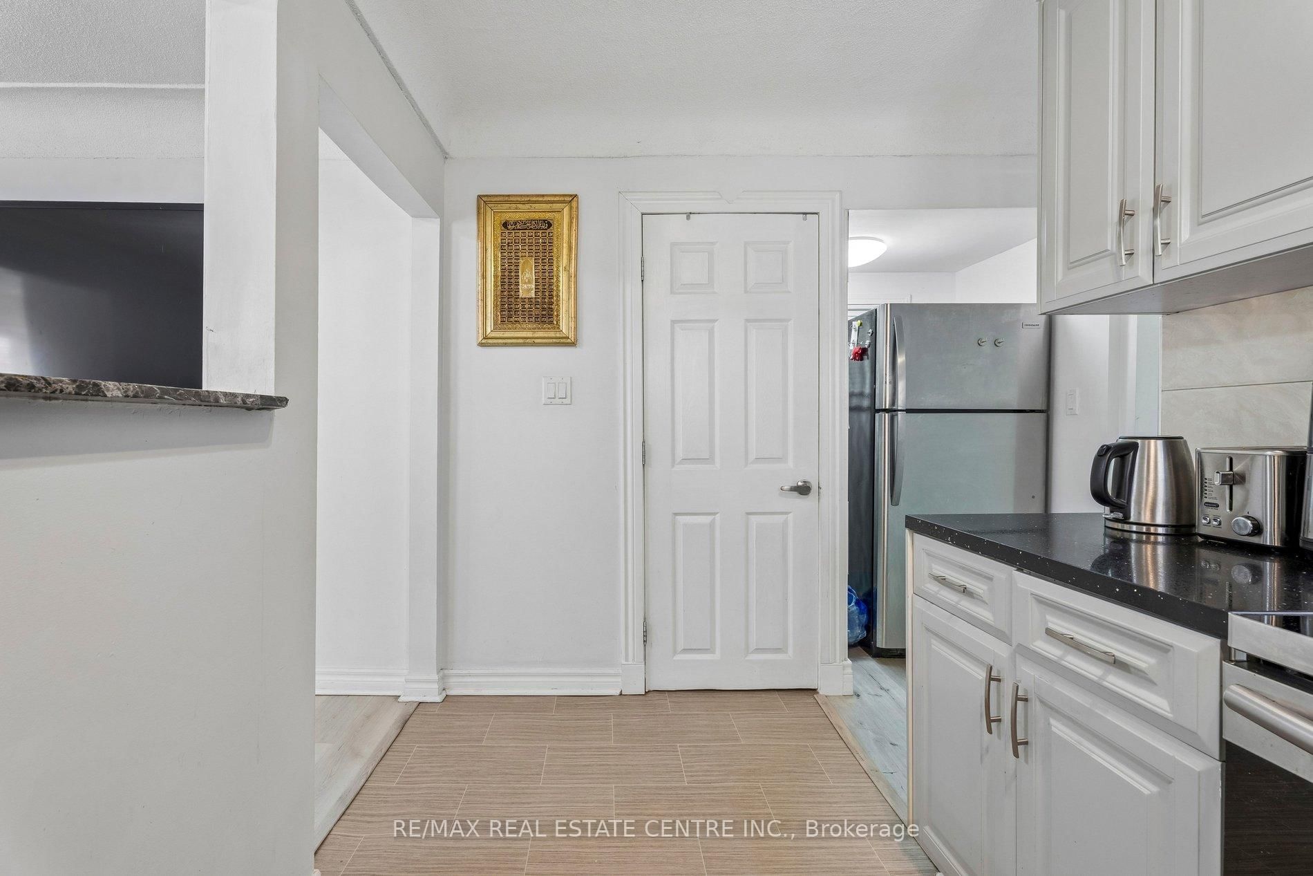 43 Whitfield Avenue