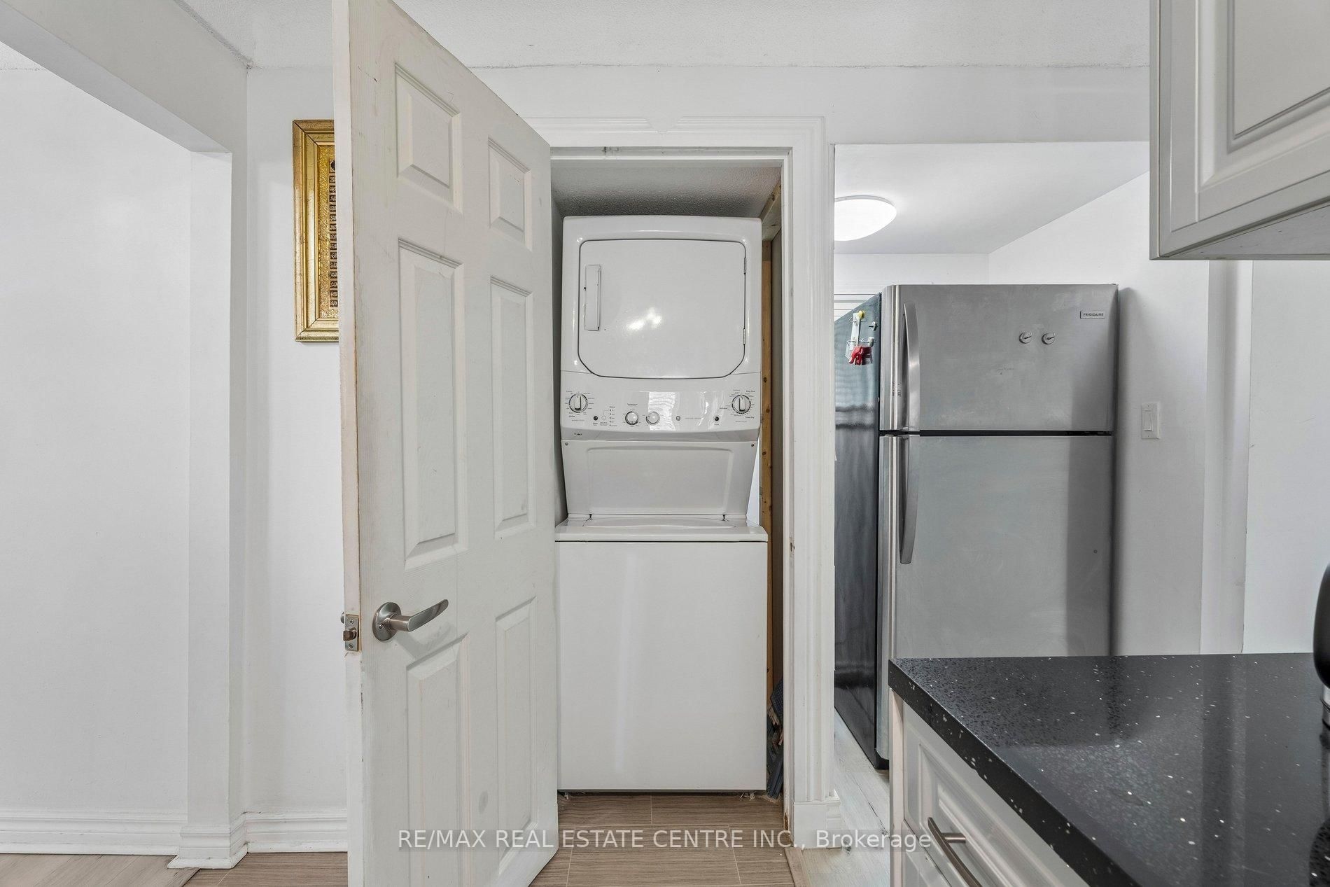 43 Whitfield Avenue