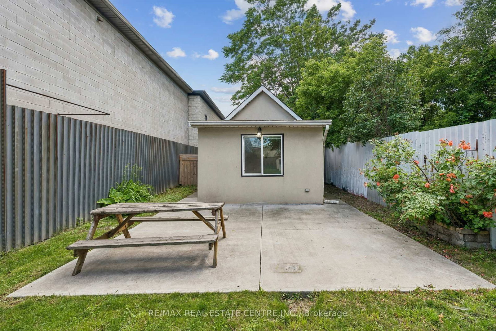 Listing Image 45