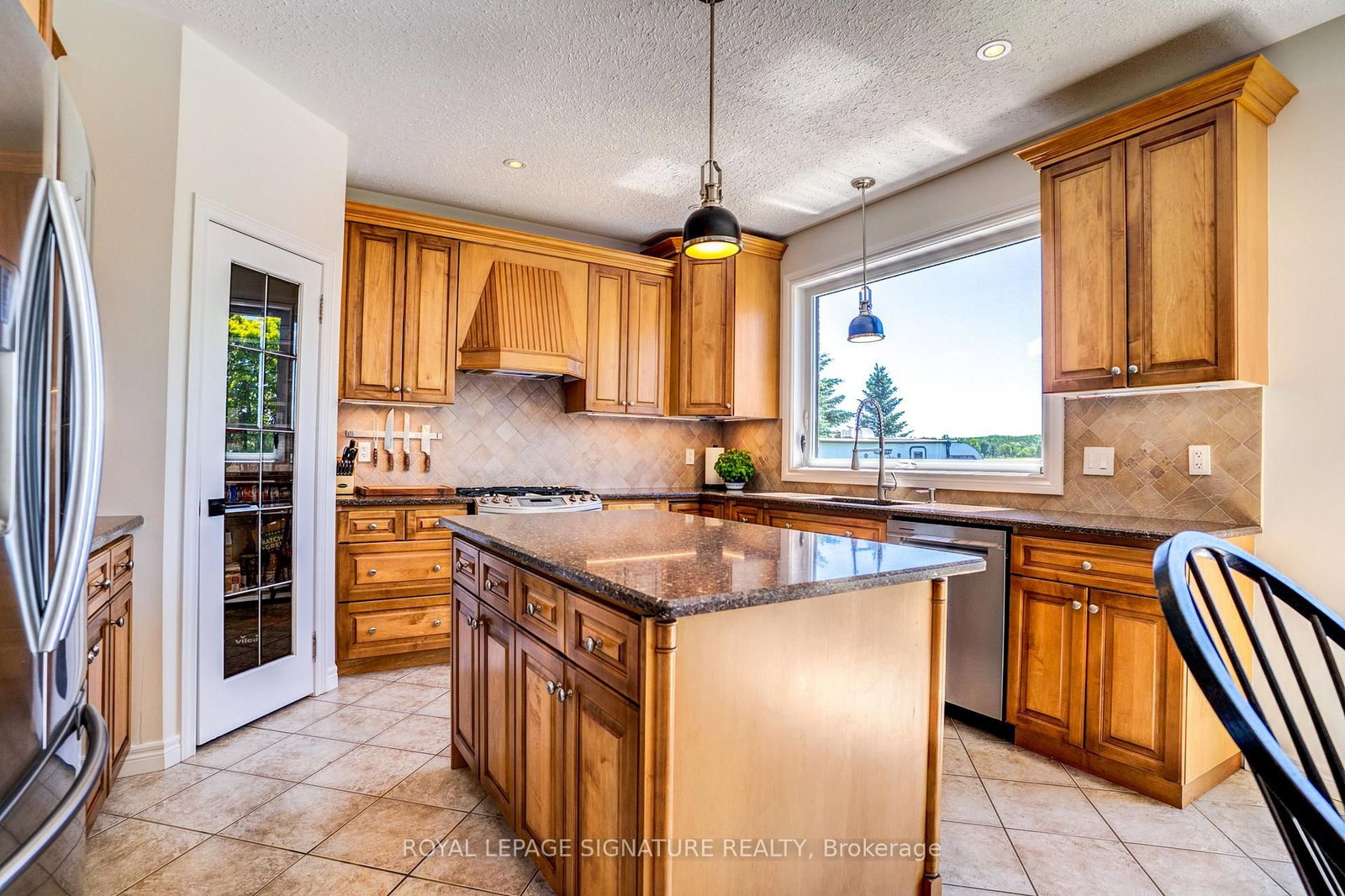 27 Leenders Lane • Erin, ON photo 13