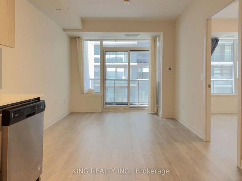 608 - 212 King William Street