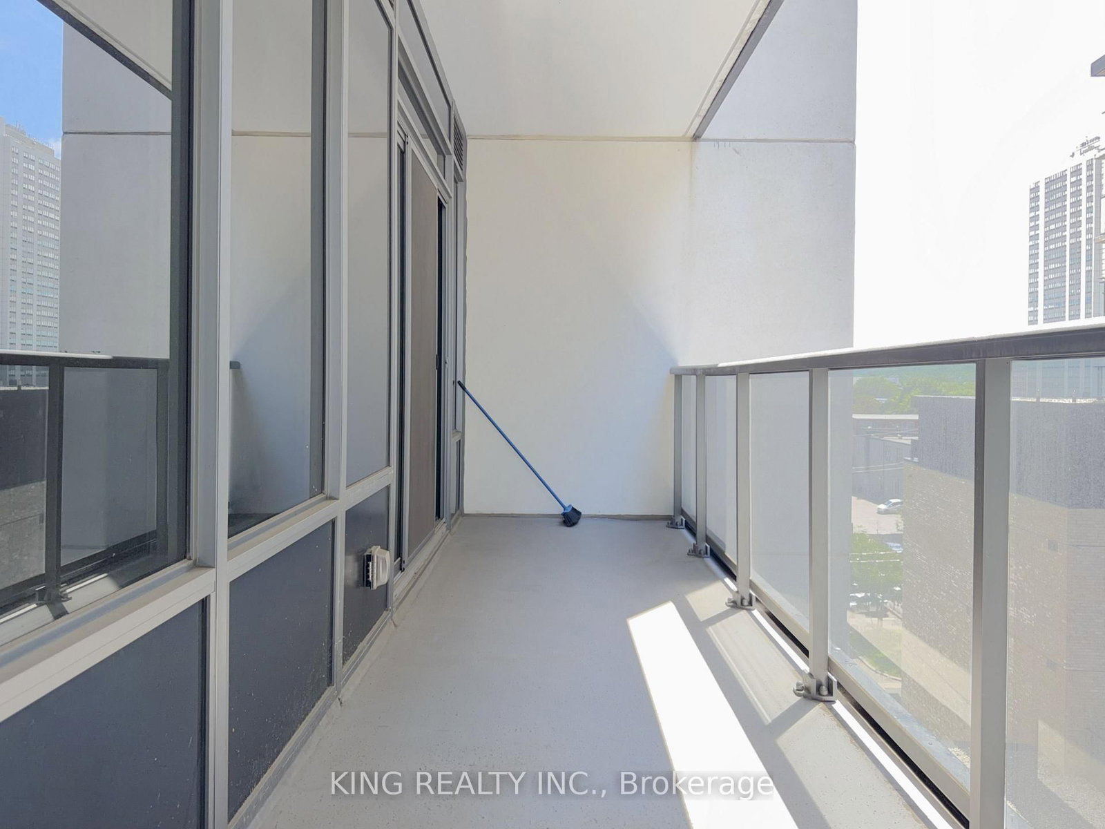 212 King William Street • #608 • Hamilton, ON photo 24