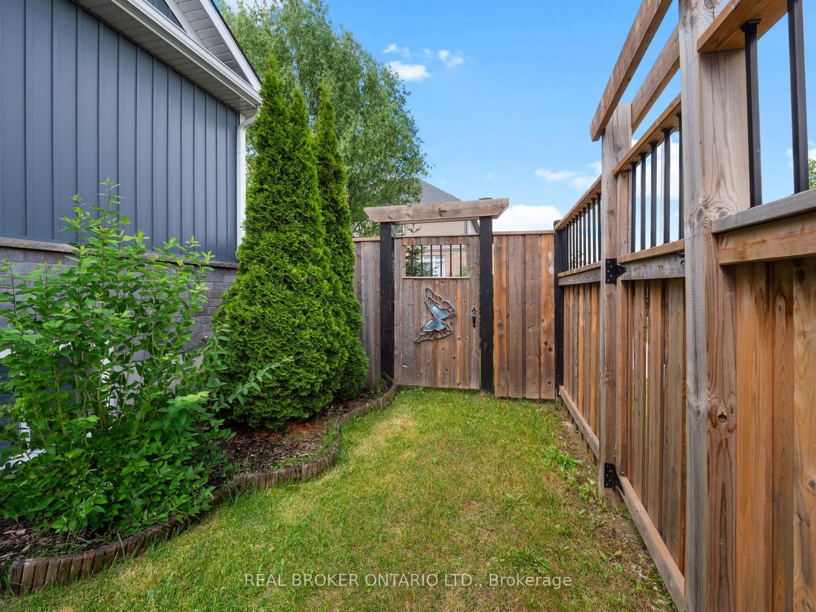 285 South Pelham Road • Welland, ON photo 38