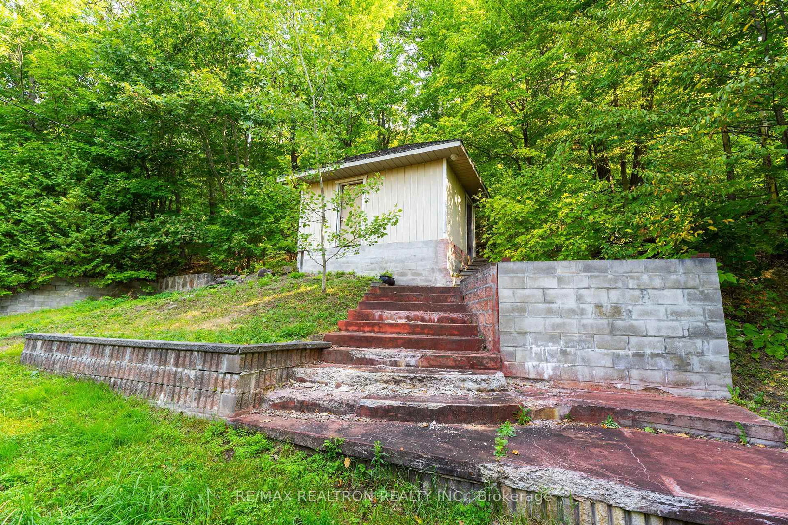 1030 McCabe Road • Lake of Bays, ON photo 23