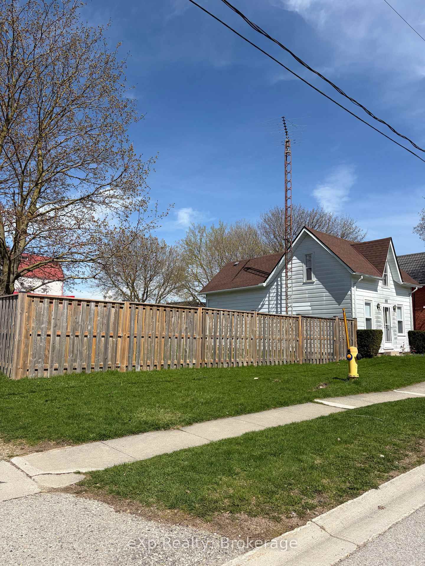 Listing Image 7