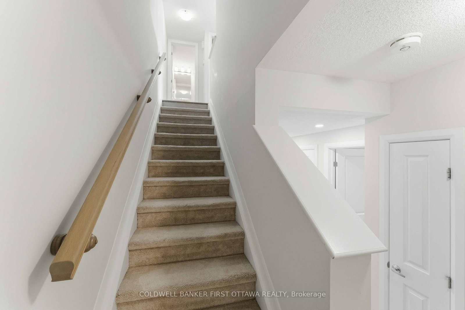 415 Eldorado Private • #A • Ottawa, ON photo 21