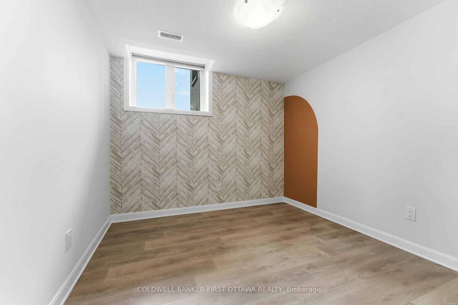 415 Eldorado Private • #A • Ottawa, ON photo 26