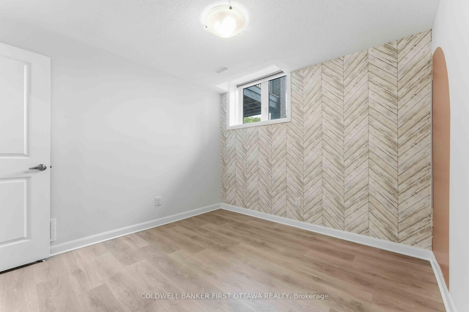 415 Eldorado Private • #A • Ottawa, ON photo 27