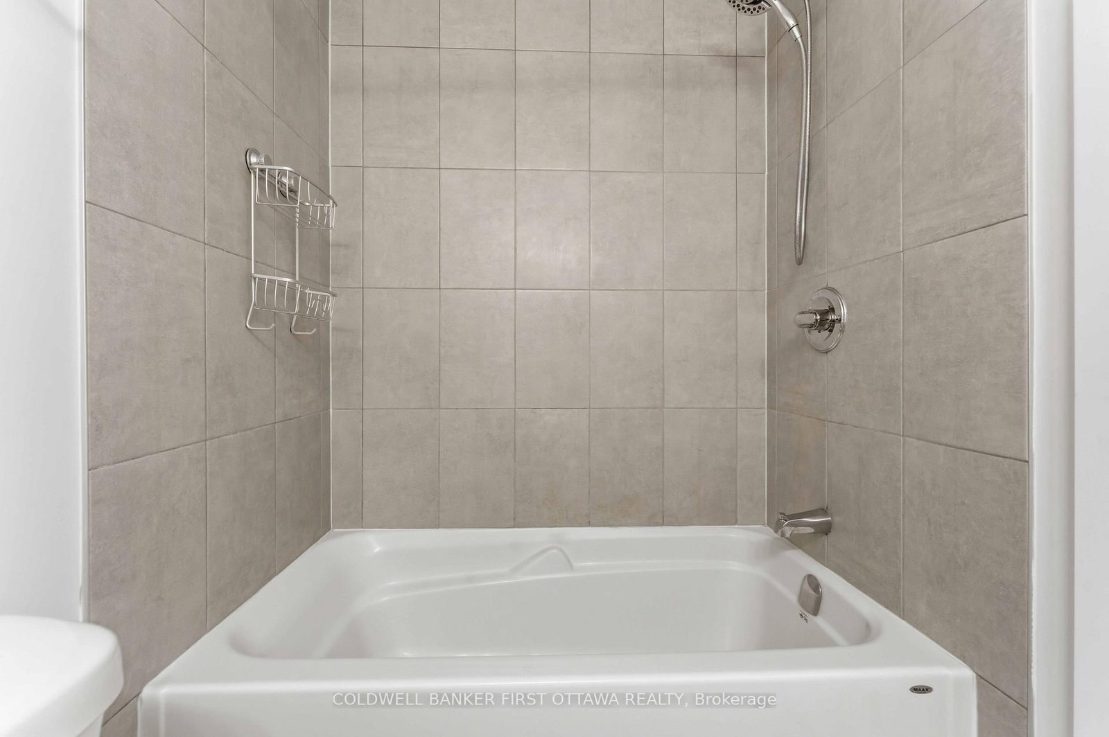 415 Eldorado Private • #A • Ottawa, ON photo 29