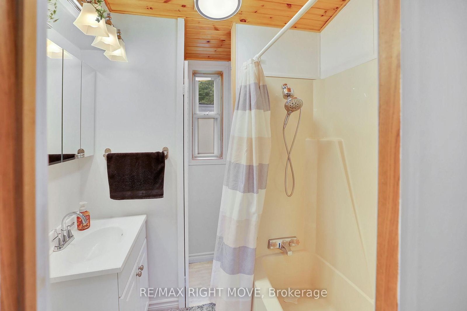 1007 Racoon Road • #94 • Gravenhurst, ON photo 8