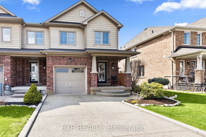 8679 Dogwood Crescent