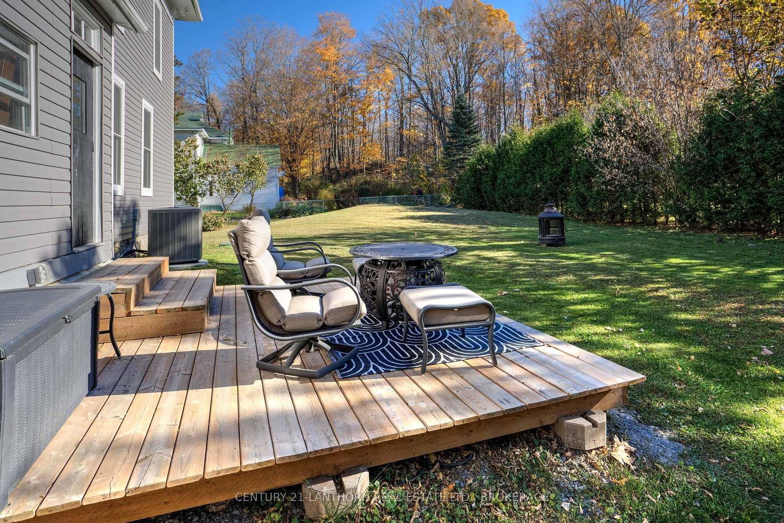 2 John Street • Rideau Lakes, ON photo 8