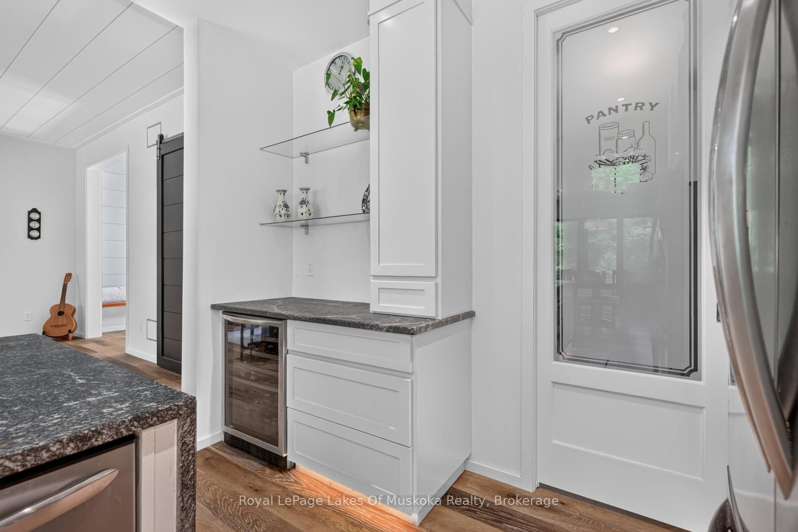 1129 North Portage Road • Lake of Bays, ON photo 18
