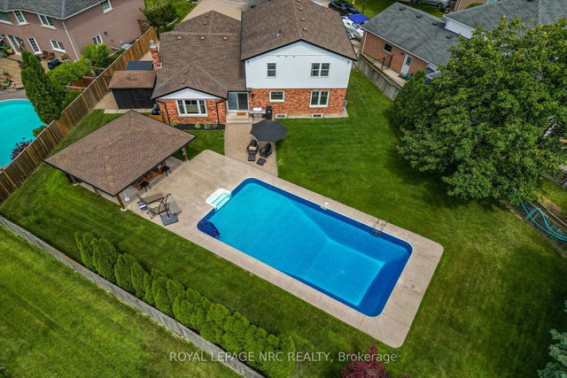 14 Hearth Court