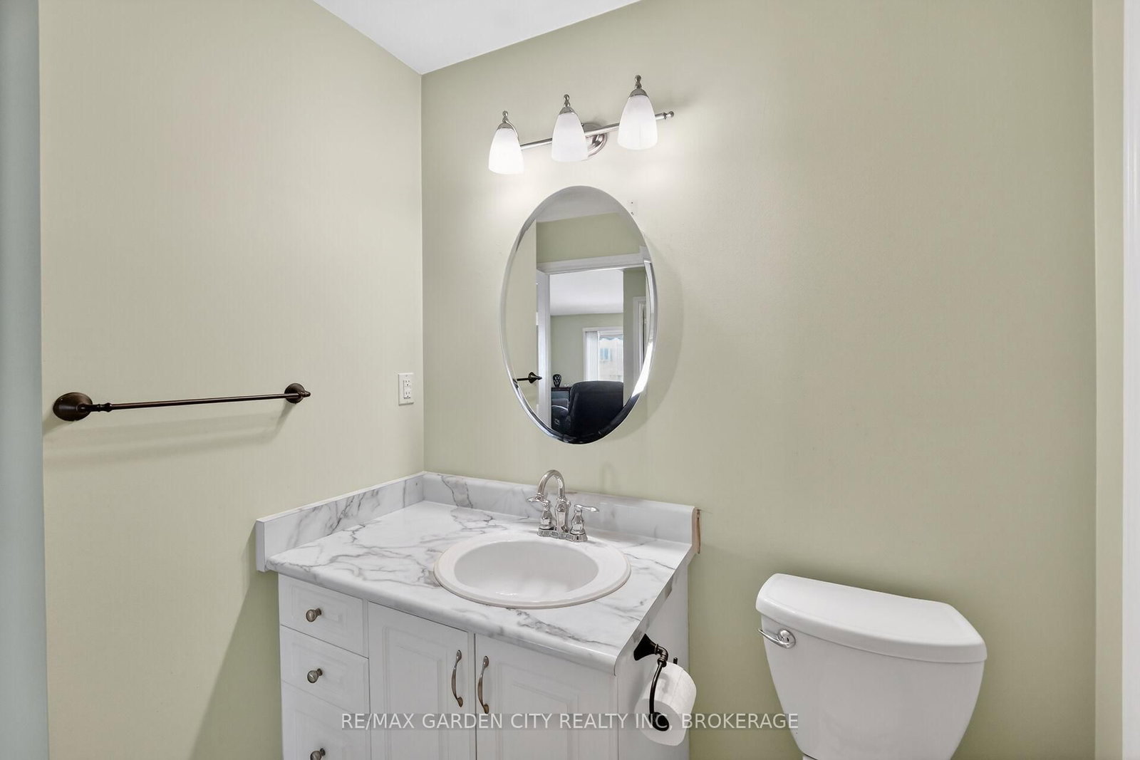 162 First Street • #9 • Welland, ON photo 16