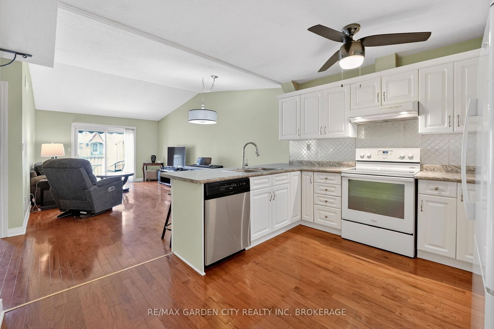 162 First Street • #9 • Welland, ON photo 5