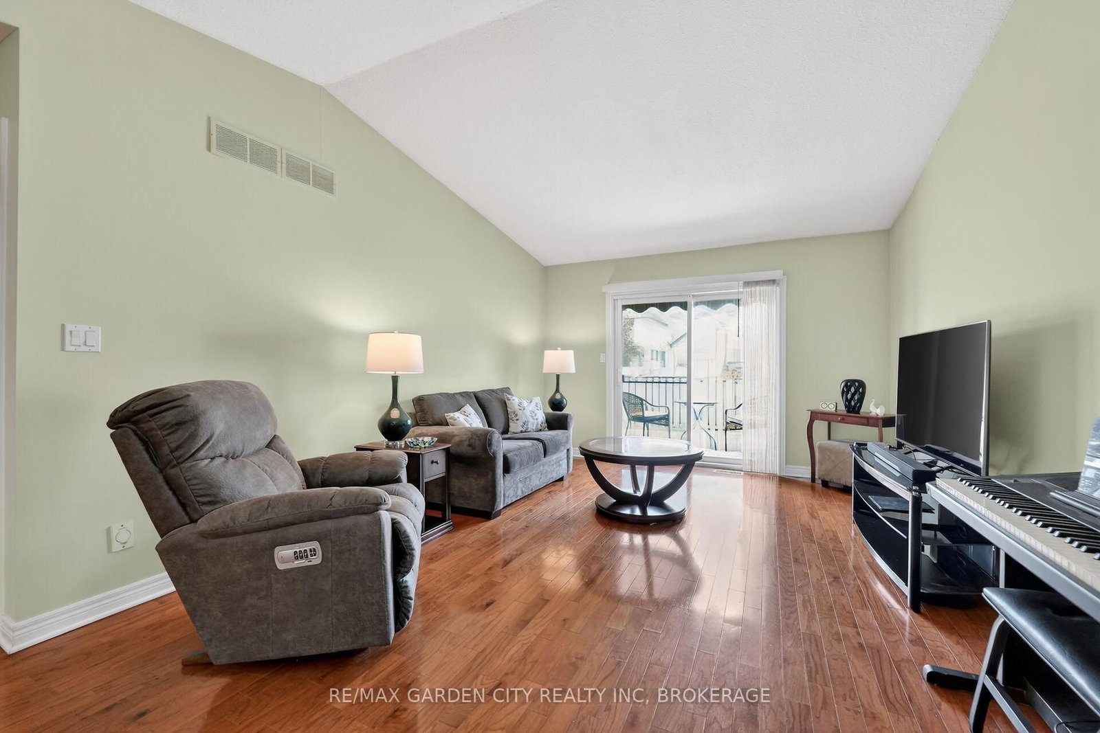 162 First Street • #9 • Welland, ON photo 9