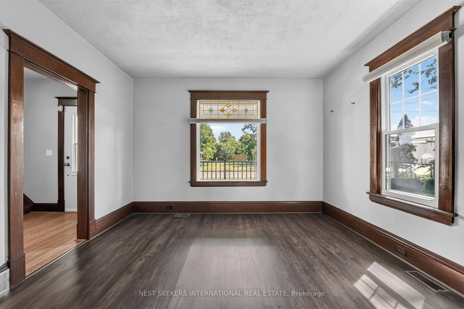 51 Union Street • Port Colborne, ON photo 4