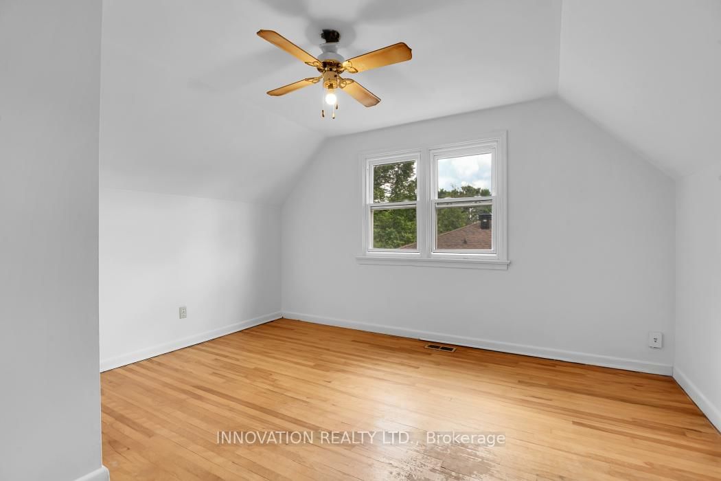 Listing Image 22
