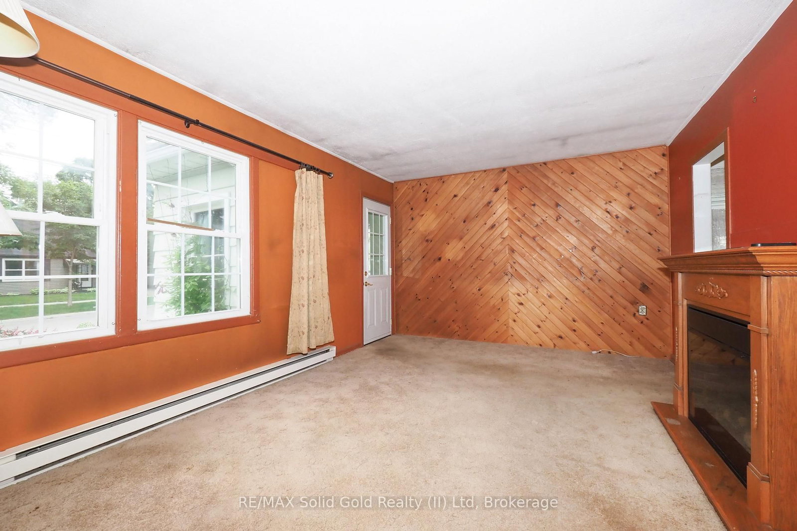 Listing Image 16