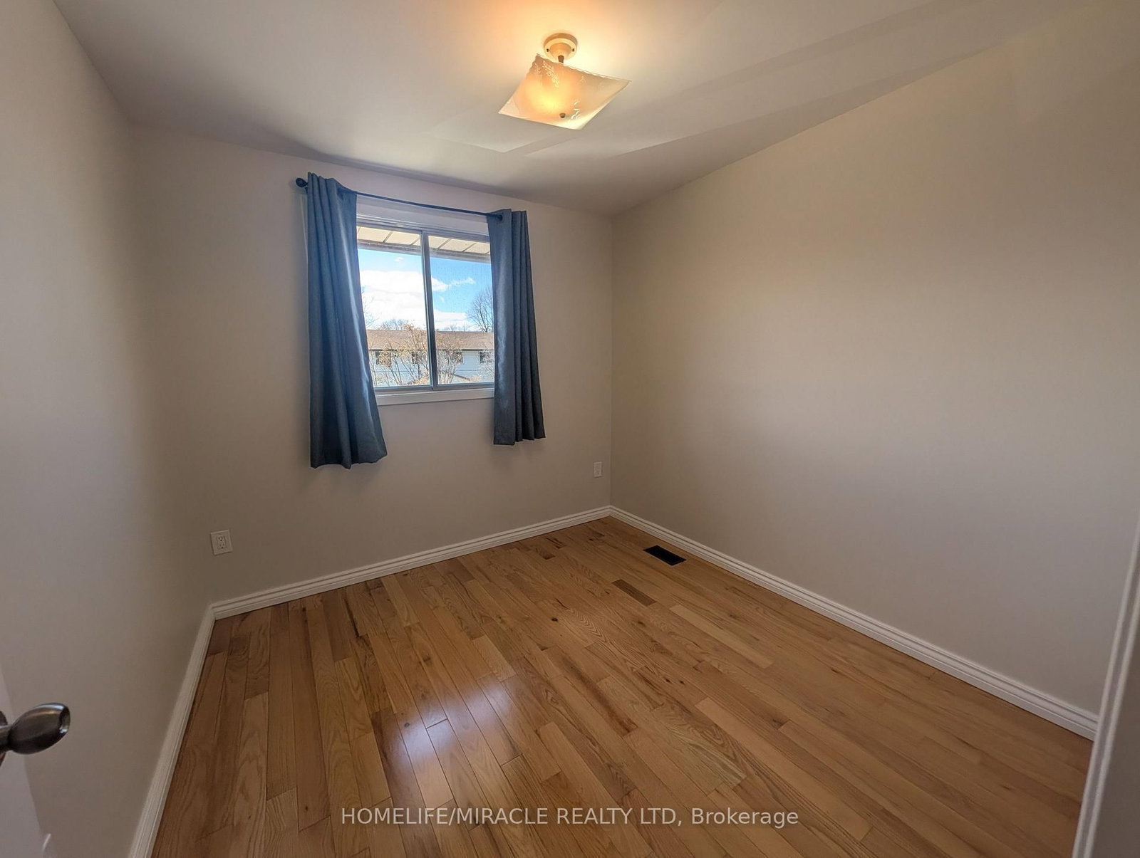 27 Addington Street • #7 • Loyalist, ON photo 36