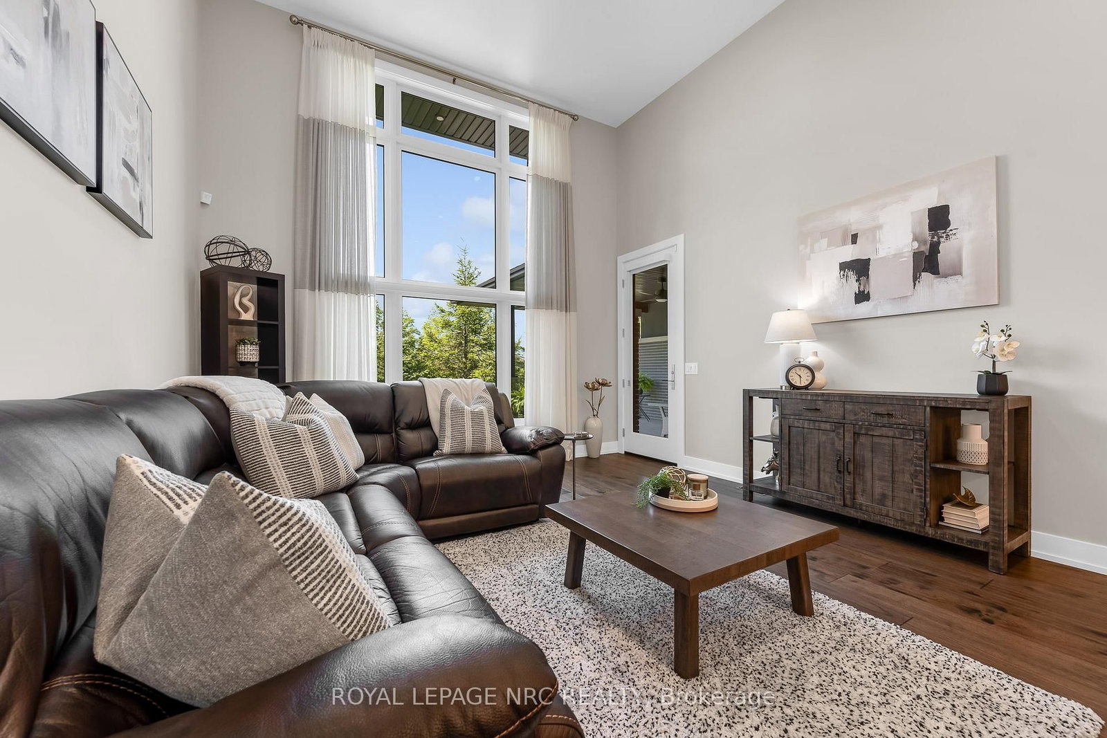 15 Taliesin Trail • Welland, ON photo 21