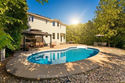 37 Stitt Street • Ottawa, ON photo 5