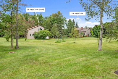 194 Wagon Drive • Ottawa, ON photo 2