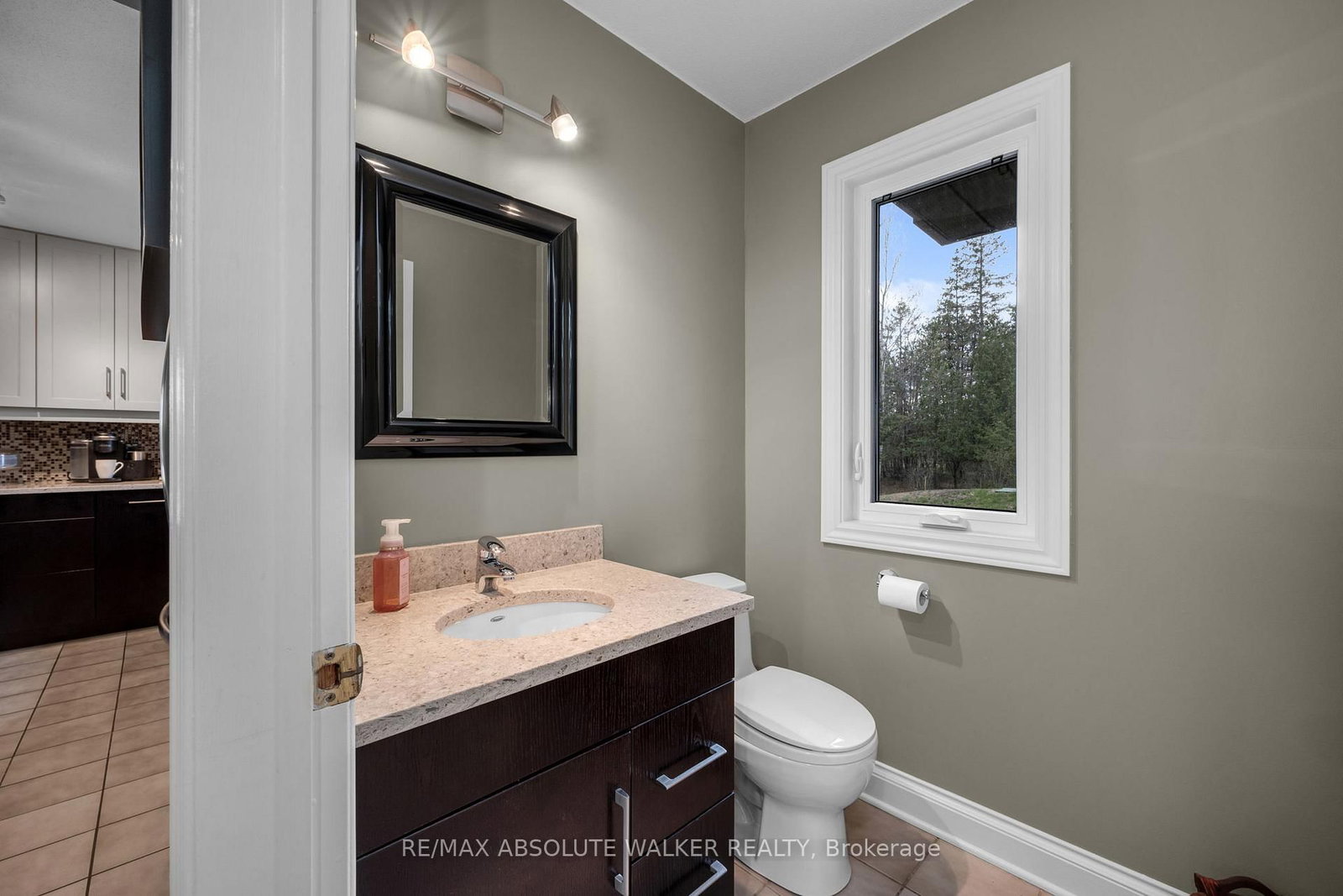 194 Wagon Drive • Ottawa, ON photo 21