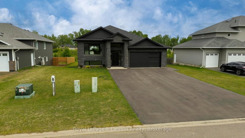 2708 King George's Park Dr.