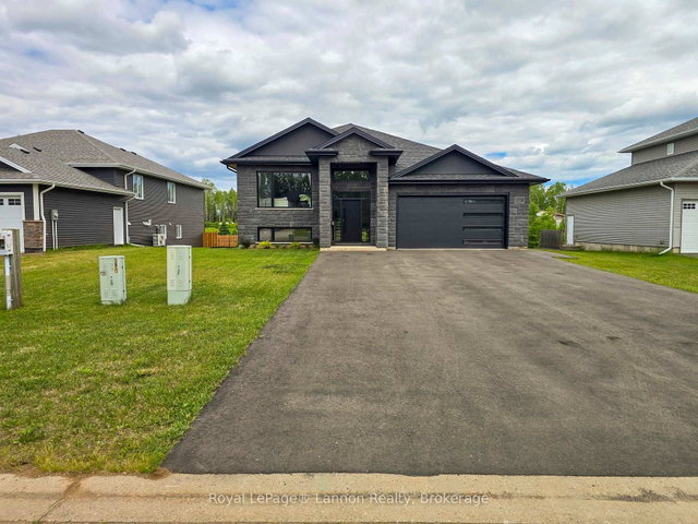 2708 King George's Park Dr.