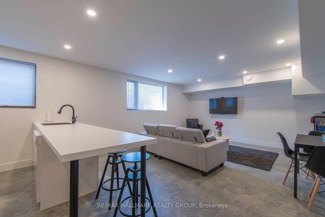 Lower - 49 CHIPPEWA Avenue