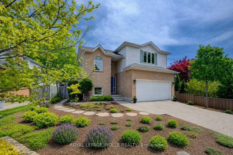 464 Northlake Drive