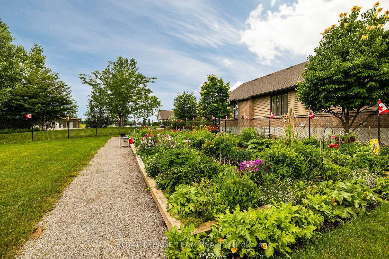 50 Magnolia Way • #203 • North Grenville, ON photo 34